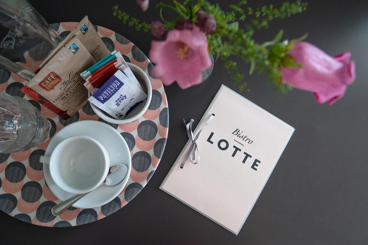 フルーム Bistro Lotte Bed & Breakfast エクステリア 写真