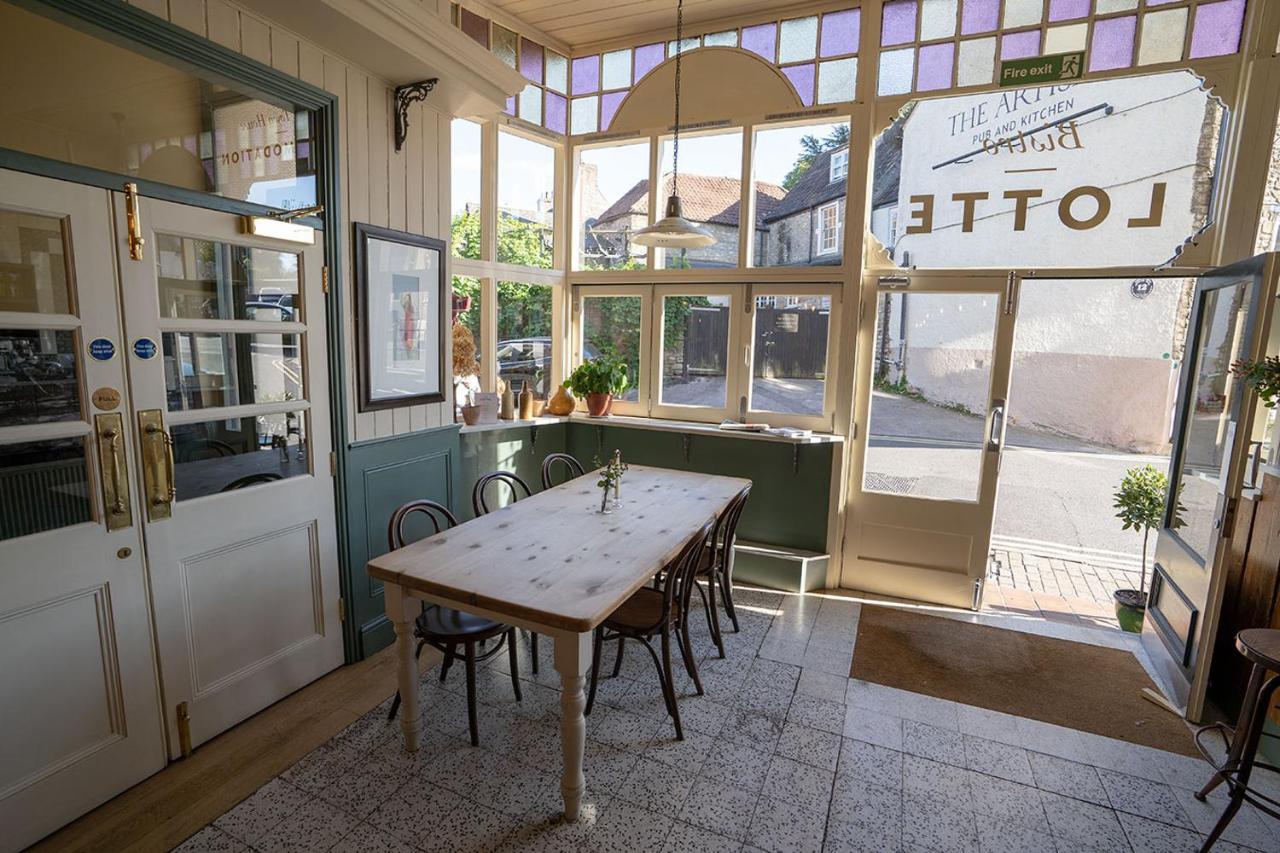 フルーム Bistro Lotte Bed & Breakfast エクステリア 写真